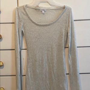 Long sleeve light weight knit top